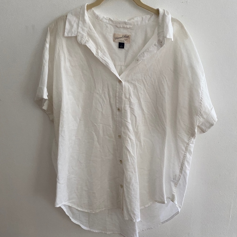 White button down short sleeve sz L